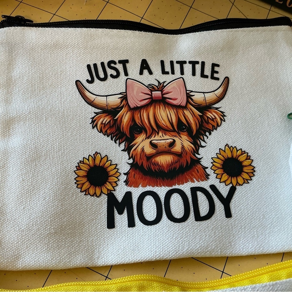 Handcrafted Lot of three bags with fresh pressed transfers! - Picture 2 of 4